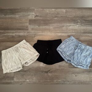 Women’s shorts size small